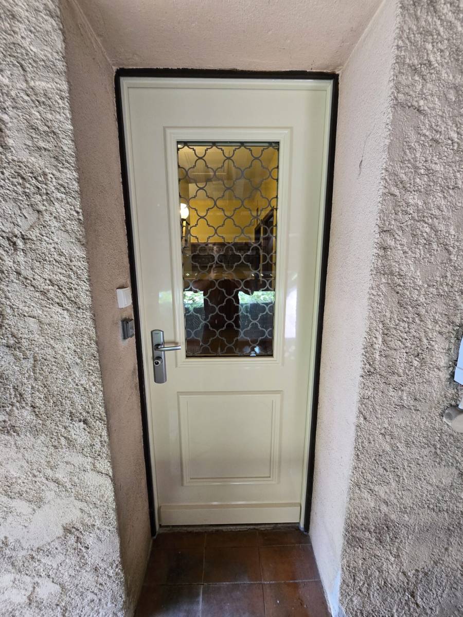 Acheter un coffre-fort neuf grande taille Sanary Bandol 83 avec ouverture à code