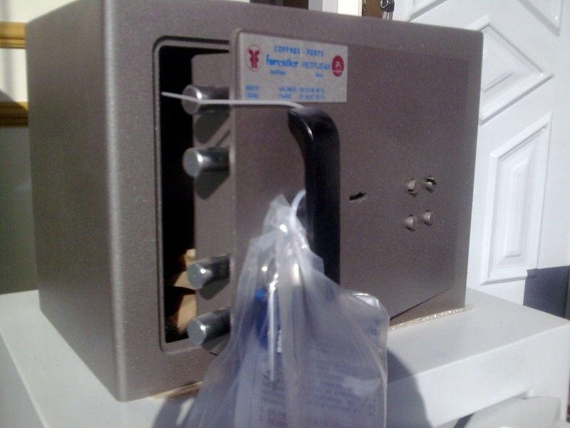 COFFRET DE SECURITE FORESTIER TA COMBINAISON ELECTRONIQUE A TOULON 83