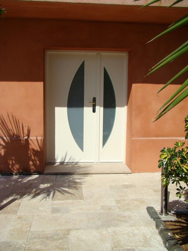 PORTE BLINDEE SUR MESURE CONTEMPORAINE A TOULON 83