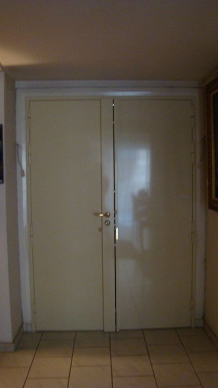 Porte blindée double vantaux face intérieure blanche à la convenance du client à Toulon (83)