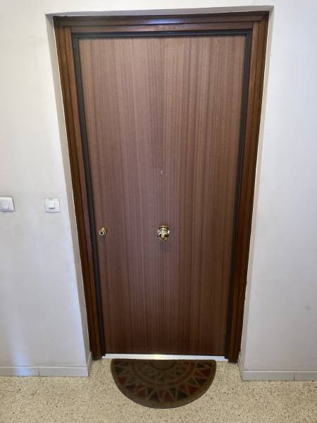 Bloc-porte blindé pour appartement en copropriété à TOULON 83